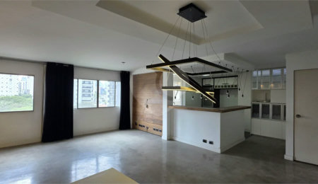 Apartamento à venda com 2 quartos, sendo 1 suíte,  em Vila Olímpia, São Paulo, SP