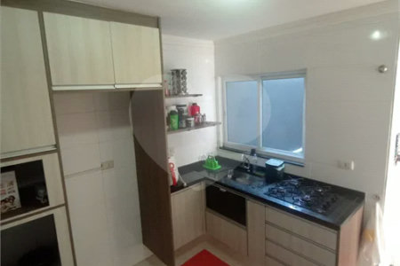 Casa com 100m², 3 dormitórios, 2 vagas, à venda no bairro da Penha.