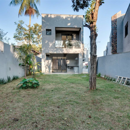 Casa à venda com 4 suítes no condomínio Reserva Robélia, São Paulo - SP