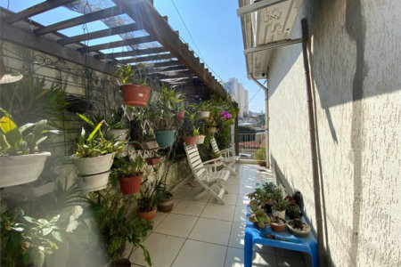 Sobrado à venda com 3 quartos, sendo 1 suíte, em Vila Ipojuca, São Paulo, SP