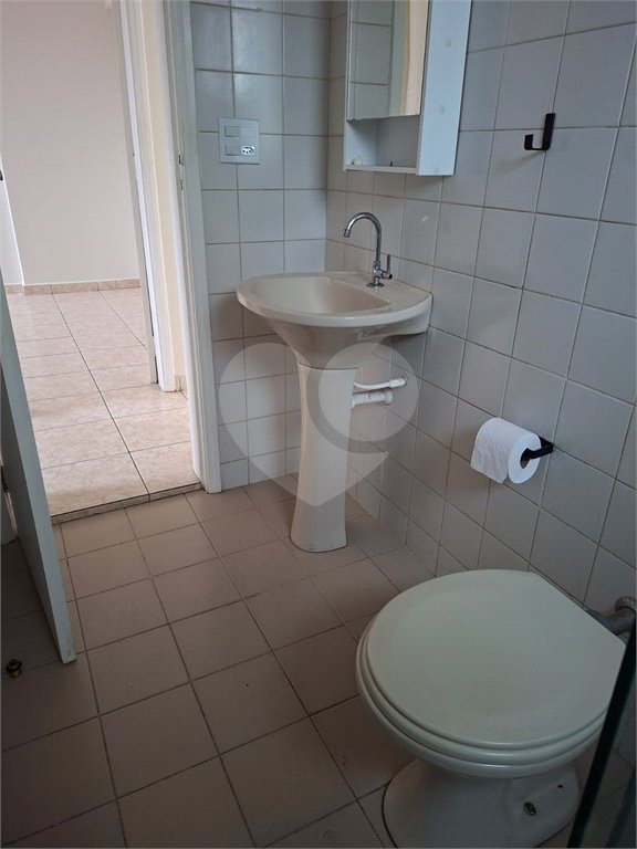 Apartamento à venda com 2 quartos em Parque Maria Domitila, São Paulo, SP