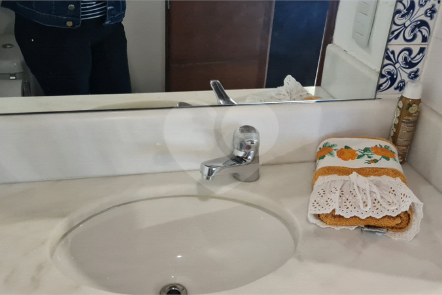 Casa à venda com 4 suítes no condomínio Jardim da Montanha I, Mairiporã - SP