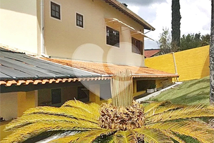 Casa à venda com 4 quartos, sendo 3 suítes, em Luiz Fagundes, Mairiporã, SP