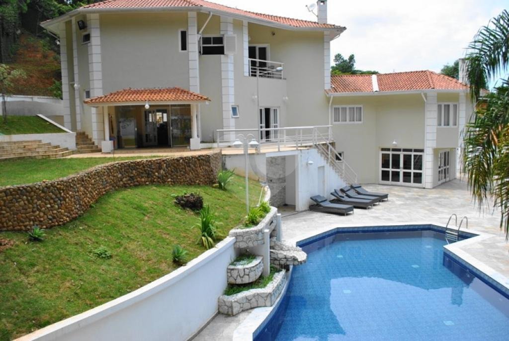 Casa à venda com 4 suítes no condomínio Praça Lagoa dos Patos,38, São Paulo - SP