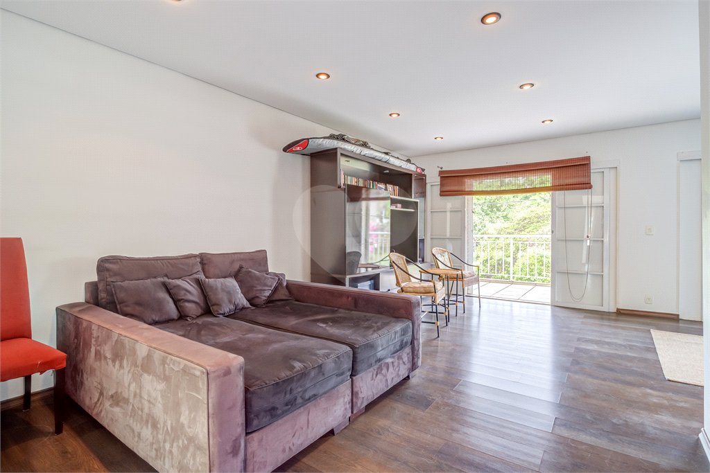 Casa de Vila à venda com 4 suítes em Granja Julieta, São Paulo, SP