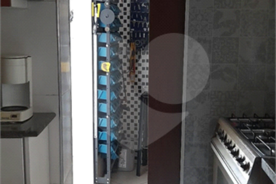 Sobrado à venda com 4 quartos, sendo 1 suíte,  em Parque Novo Mundo, São Paulo, SP
