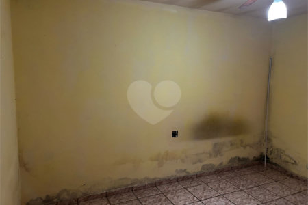 Casa à venda com 2 quartos em Jardim Fogaça, Itapetininga, SP