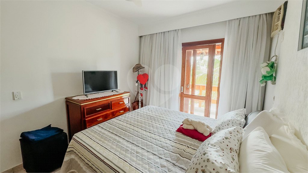 Casa à venda com 4 suítes no condomínio Monte Belo, Salto - SP