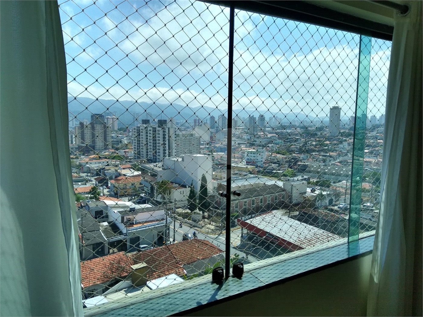 Apartamento à venda com 3 quartos, sendo 1 suíte,  em Vila Vitória, Mogi das Cruzes, SP