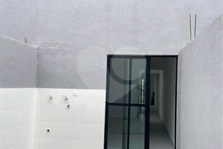 Casa à venda com 3 quartos, sendo 1 suíte, em Cidade dos Bandeirantes, São Paulo, SP