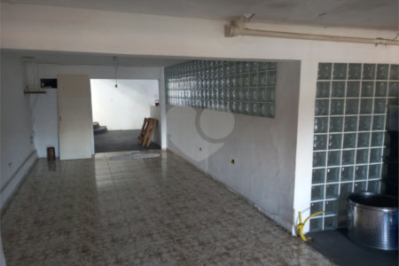 Sobrado à venda com 3 quartos em Santa Teresinha, São Paulo, SP