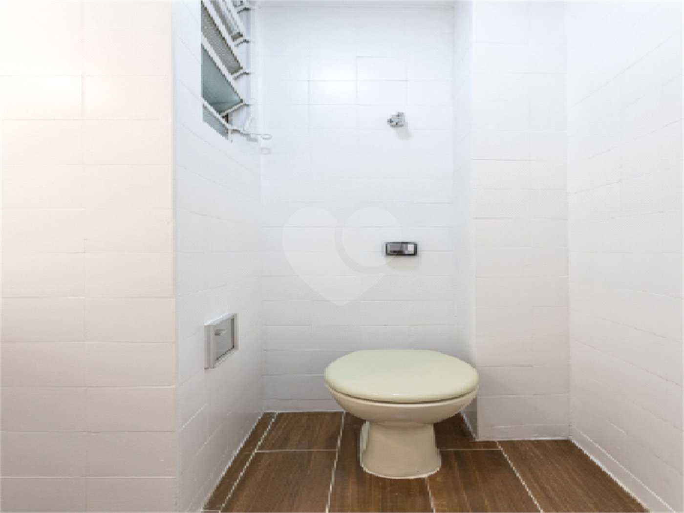 Apartamento à venda com 3 quartos, sendo 1 suíte, em Itaim Bibi, São Paulo, SP