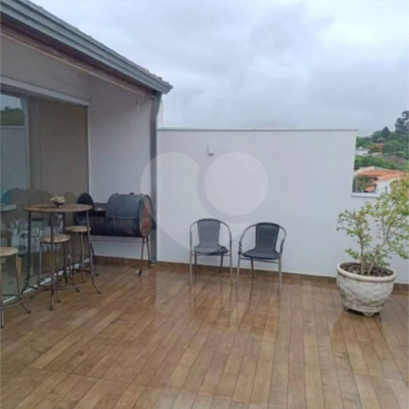 Sobrado à venda com 3 quartos, sendo 1 suíte, em Jardim Karolyne, Votorantim, SP