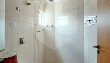 Apartamento à venda com 2 quartos, sendo 1 suíte,  em Vila Monumento, São Paulo, SP