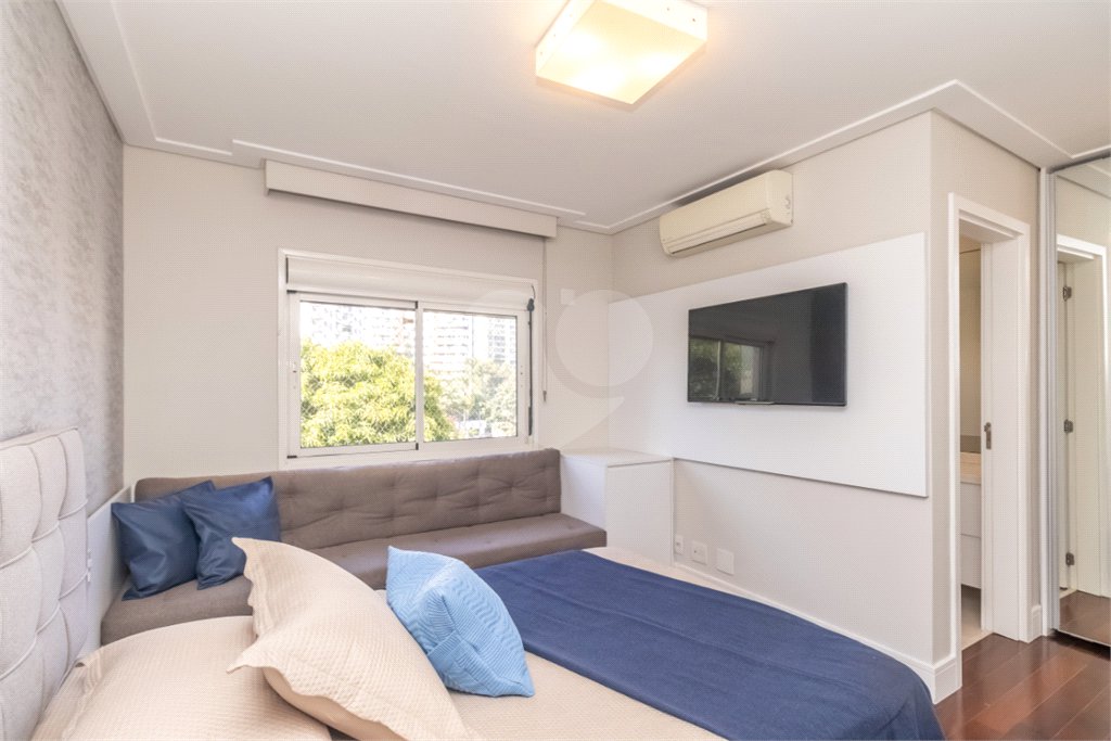 Apartamento à venda com 3 suítes em Alto da Boa Vista, São Paulo, SP