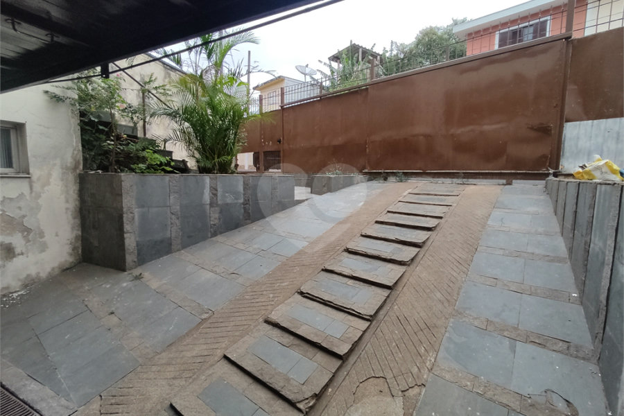 Casa à venda ou para alugar com 3 suítes em Santana, São Paulo, SP