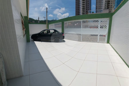 Casa Térrea à venda com 3 quartos em Vila São Paulo, Mongaguá, SP