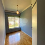 Casa Térrea à venda com 4 quartos, sendo 2 suítes, em Jardim Floresta, São Paulo, SP
