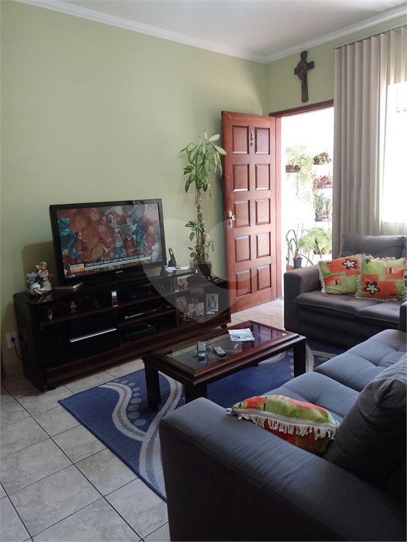 Sobrado à venda com 3 quartos, sendo 1 suíte, em Chácara Inglesa (zona Norte), São Paulo, SP