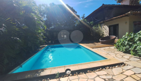 Casa à venda ou para alugar com 6 suítes em Marina, Armação dos Búzios, RJ