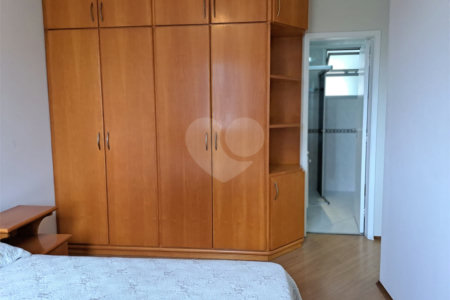 Apartamento à venda com 2 quartos, sendo 1 suíte, em Campo Belo, São Paulo, SP