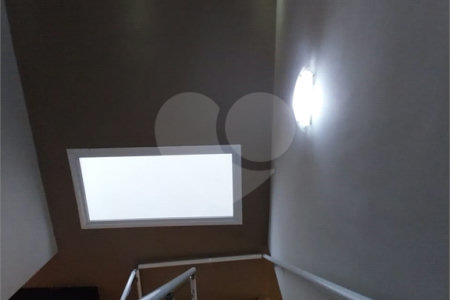 Casa à venda com 3 quartos, sendo 1 suíte, no condomínio Mosaico da Serra, Mogi das Cruzes - SP