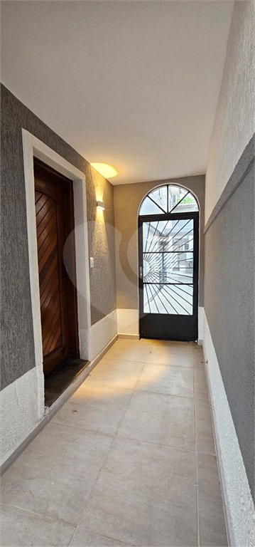 Sobrado à venda com 3 quartos, sendo 2 suítes, em Ferreira, São Paulo, SP