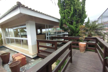 Casa à venda com 4 suítes em Parque dos Príncipes, São Paulo, SP