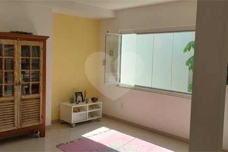 Casa de Vila à venda com 3 quartos, sendo 1 suíte,  em Tijuca, Rio de Janeiro, RJ