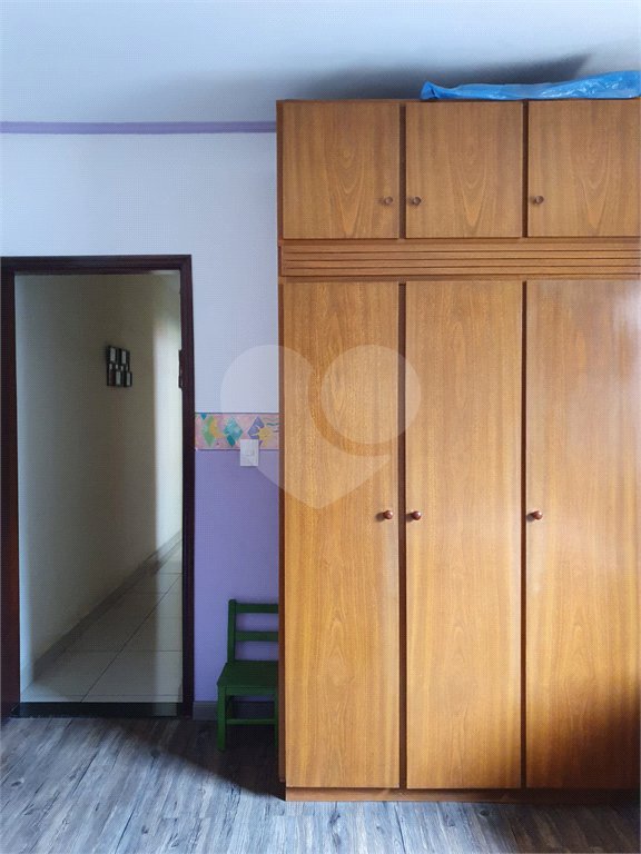 Sobrado à venda com 3 quartos, sendo 1 suíte, em Tremembé, São Paulo, SP