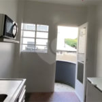 Apartamento 2 dormitorios, sala, cozinha sem vaga ,no bairro Republica