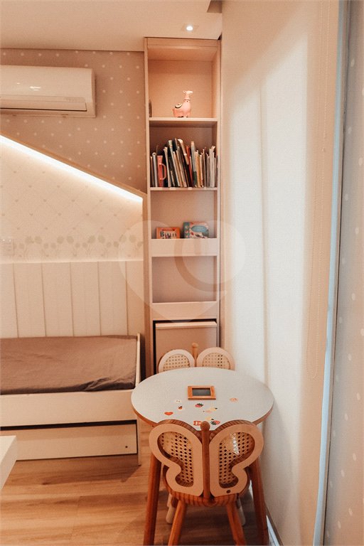 Apartamento à venda com 3 suítes em Santana, São Paulo, SP