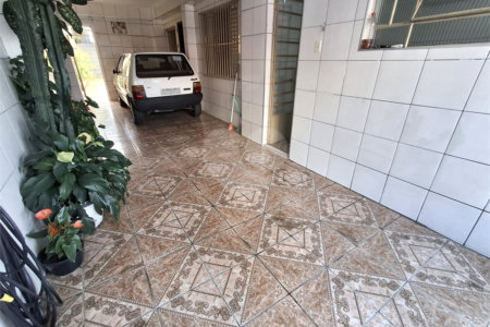 Casa à venda com 4 quartos em Vila dos Minérios, São Paulo, SP
