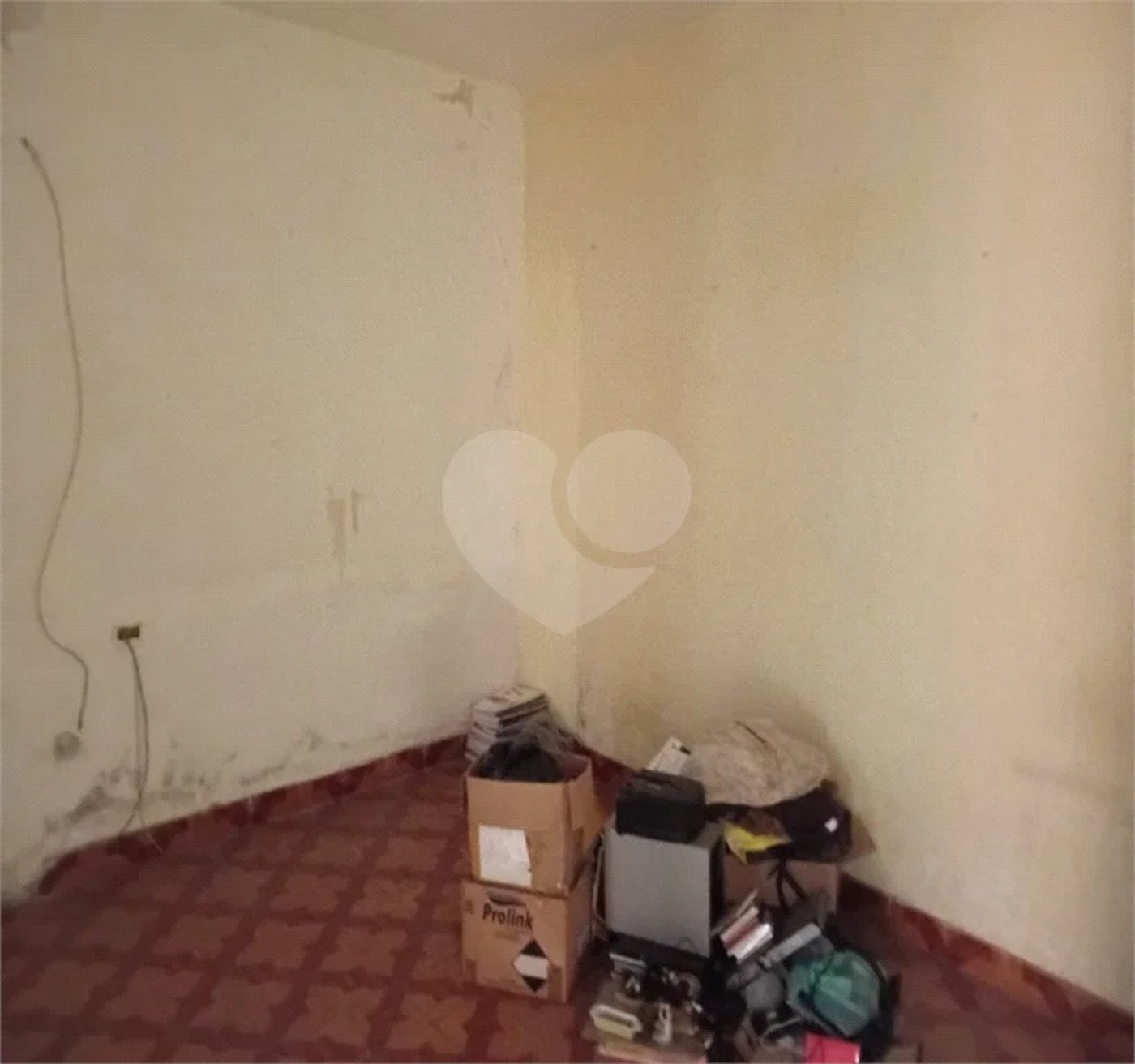 Casa Térrea à venda com 4 quartos, sendo 1 suíte, em Vila Antonieta, São Paulo, SP