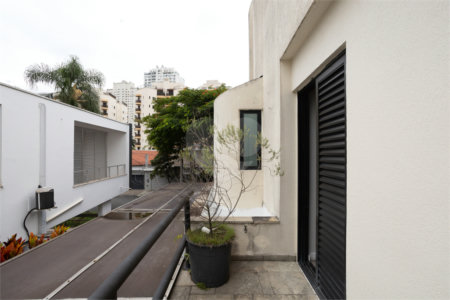 Casa à venda com 4 suítes em Alto da Lapa, São Paulo, SP