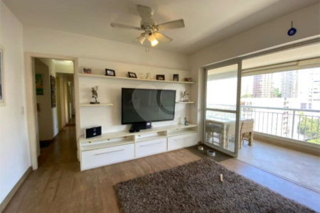 Apartamento à venda com 3 quartos, sendo 1 suíte, em Vila Andrade, São Paulo, SP