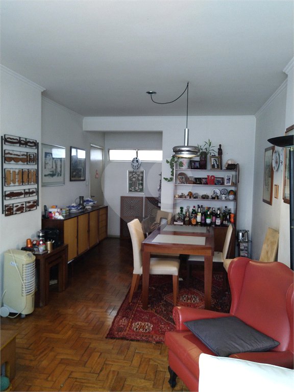 Apartamento à venda com 3 quartos, sendo 1 suíte, em Pinheiros, São Paulo, SP
