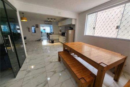 Casa com 4 dormitórios à venda, 235 m² por R$ 1.500.000,00 - Ponta da Praia - Santos/SP