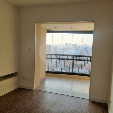 Loja à venda com 3 quartos, sendo 1 suíte,  em Vila Mariana, São Paulo, SP