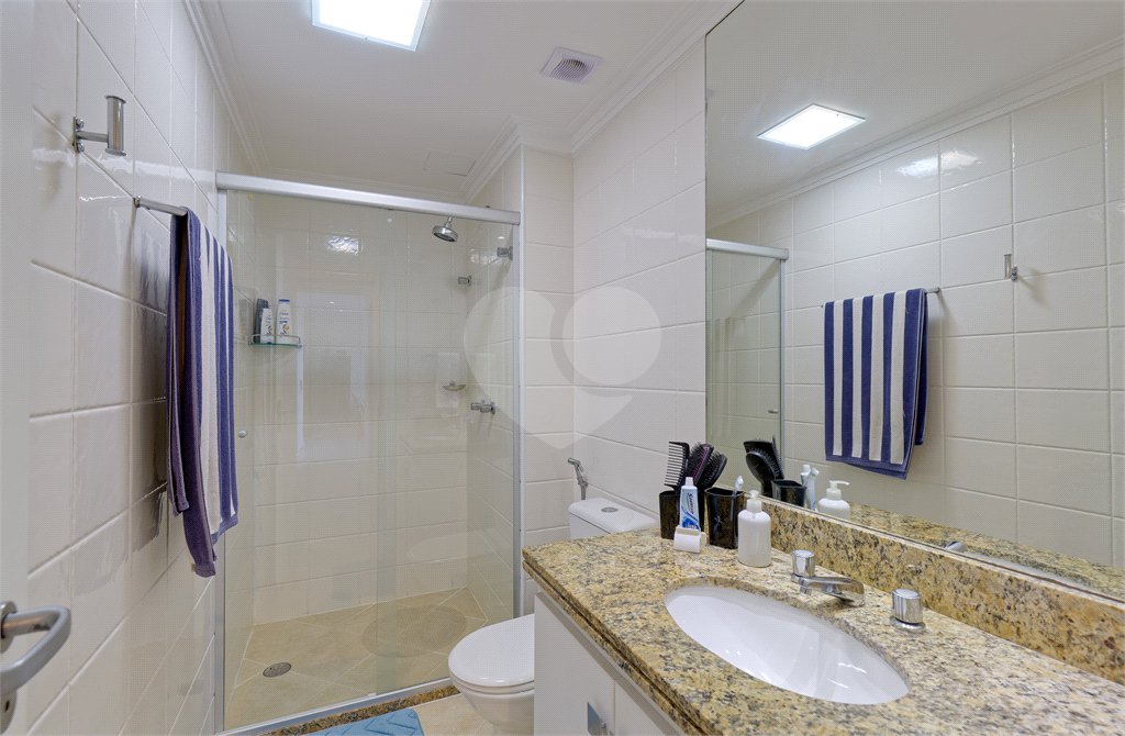 Cobertura à venda com 4 quartos, sendo 2 suítes,  em Alto da Boa Vista, São Paulo, SP