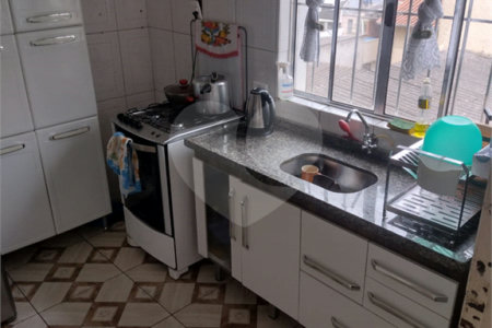 Casa à venda com 3 quartos, sendo 1 suíte, em Taba Marajoara, Suzano, SP