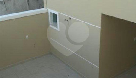Sobrado à venda com 3 suítes em Vila Constança, São Paulo, SP
