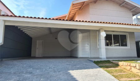 Casa à venda com 3 quartos, sendo 2 suítes,  no condomínio Terras de São Francisco, Vinhedo - SP