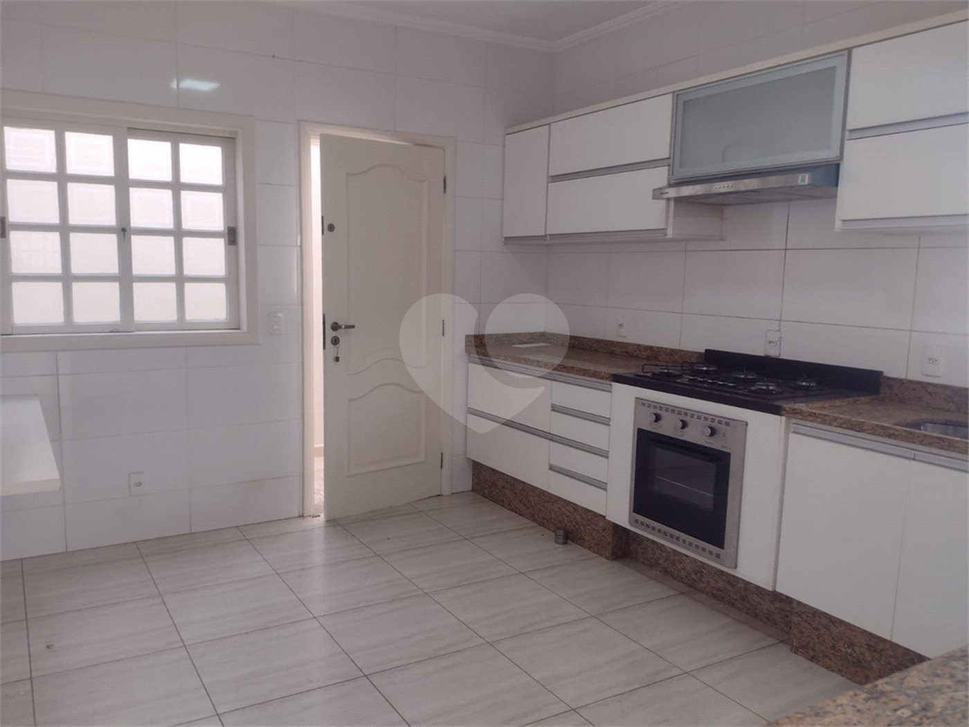 Casa para alugar com 3 suítes em Loteamento Aldeia da Mata, Votorantim, SP
