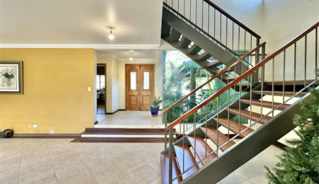 Casa à venda com 4 suítes no condomínio Cond Euroville, Carapicuíba - SP