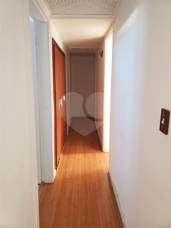 Casa à venda com 4 quartos, sendo 1 suíte,  em Vila Oliveira, Mogi das Cruzes, SP