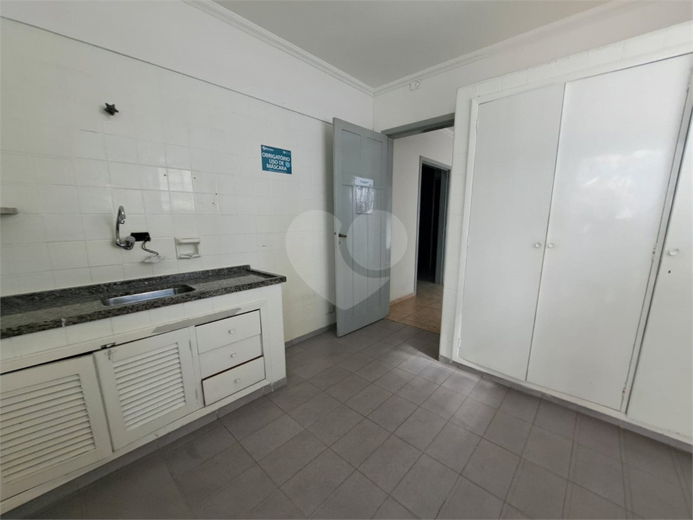 Casa Térrea para alugar com 1 quarto, sendo 3 suítes,  em Indianópolis, São Paulo, SP