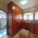 Casa à venda com 4 quartos, sendo 1 suíte, no condomínio Parque São Gabriel, Itatiba - SP