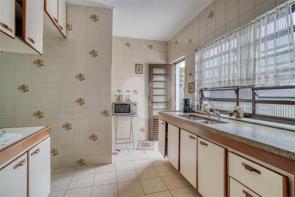 Casa de Vila à venda com 4 quartos, sendo 2 suítes, em Granja Julieta, São Paulo, SP