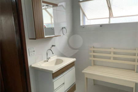 Sobrado à venda com 3 quartos, sendo 1 suíte, em Santo Amaro, São Paulo, SP